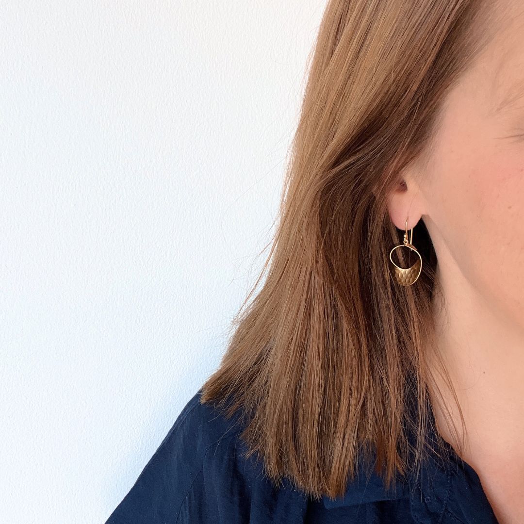 NEW! HAMMERED CURL EARRINGS