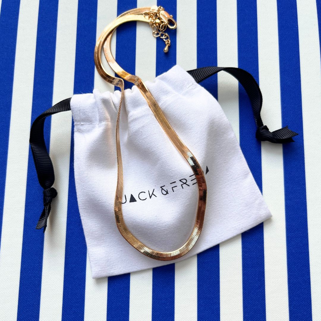 SNAKE CHAIN NECKLACE