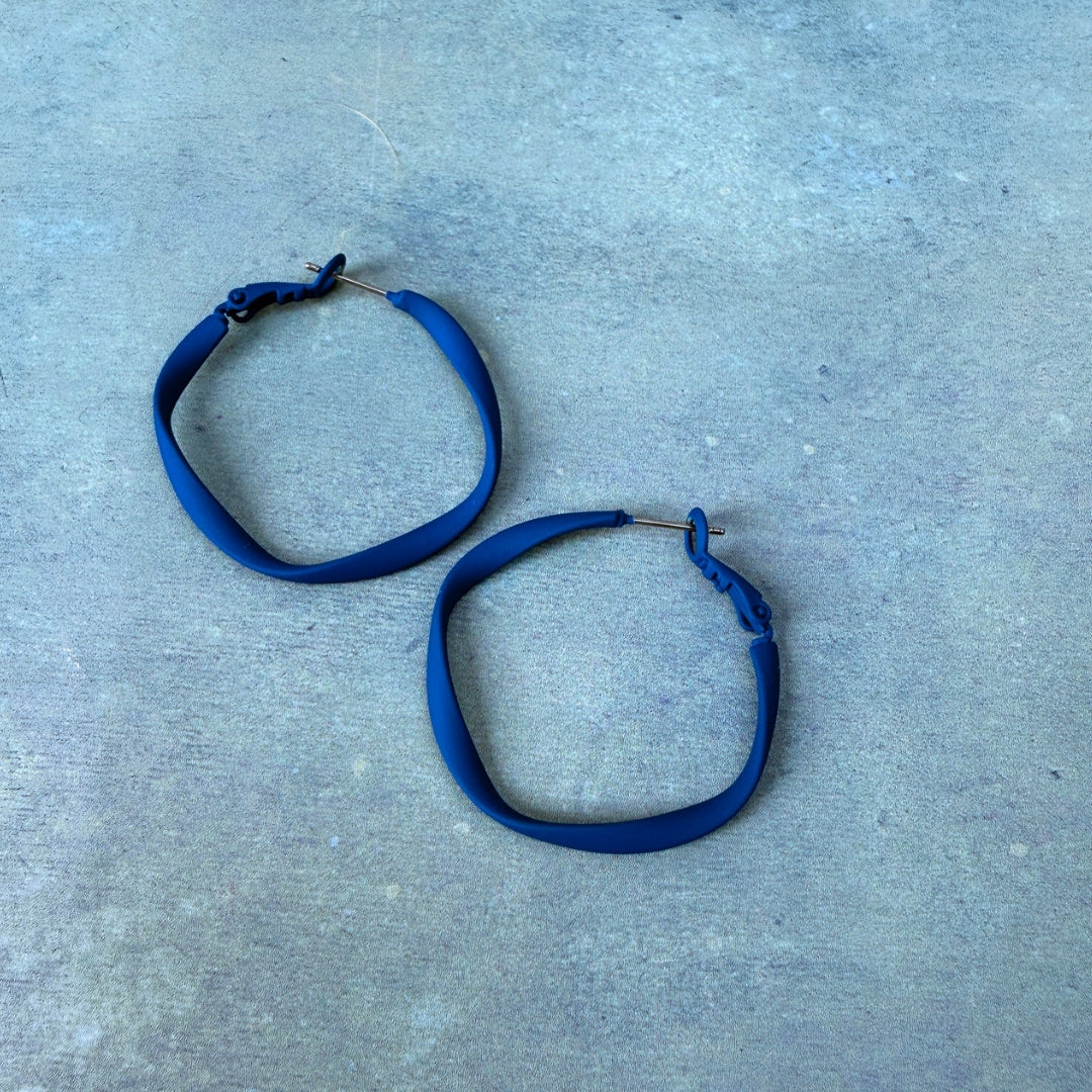 TWISTY HOOPS - VARIOUS COLOURS