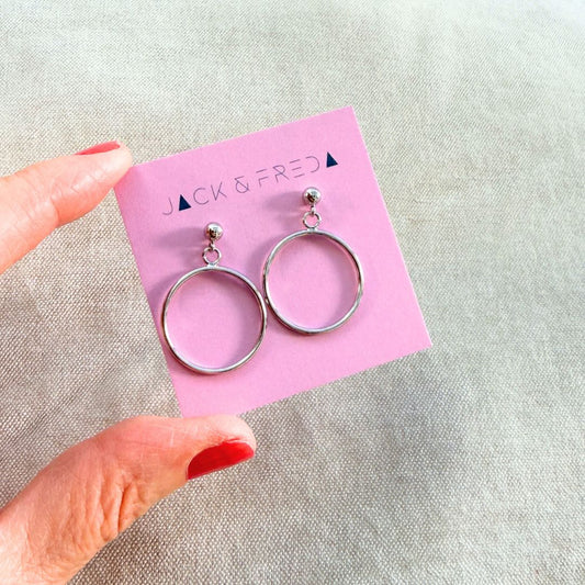 SIMPLE SILVER HOOPS