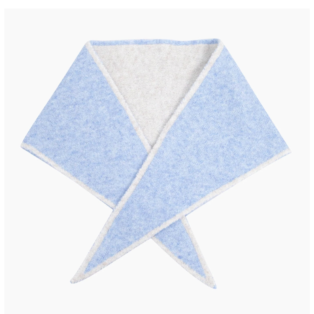 TRIANGLE SCARF