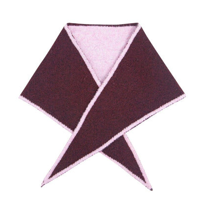 TRIANGLE SCARF