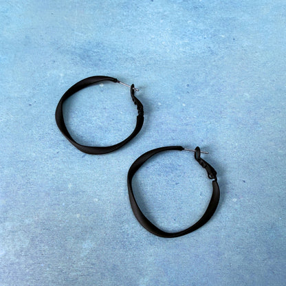 TWISTY HOOPS - VARIOUS COLOURS