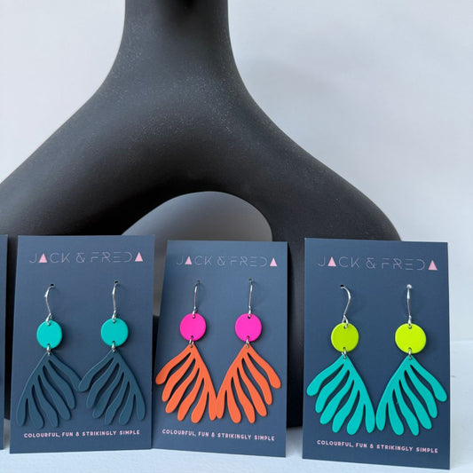 NEW! COLOUR POP CORAL EARRINGS