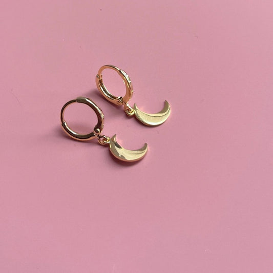 MOON HUGGIE EARRINGS - GOLD OR SILVER