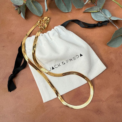 SNAKE CHAIN NECKLACE