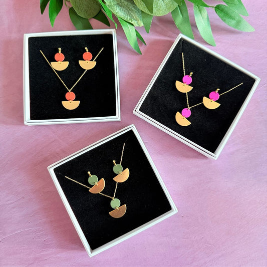 LOLA NECKLACE & EARRING SETS