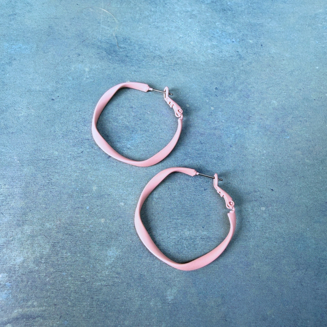 TWISTY HOOPS - VARIOUS COLOURS