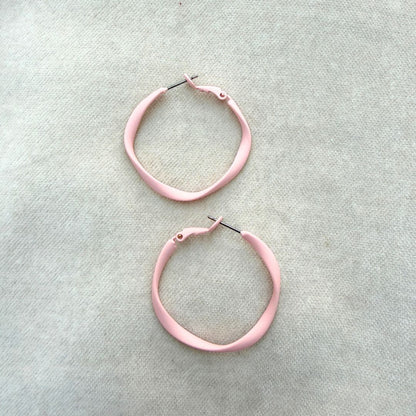 TWISTY HOOPS - VARIOUS COLOURS