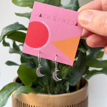 HUGGIE EARRINGS - MOON (SILVER)