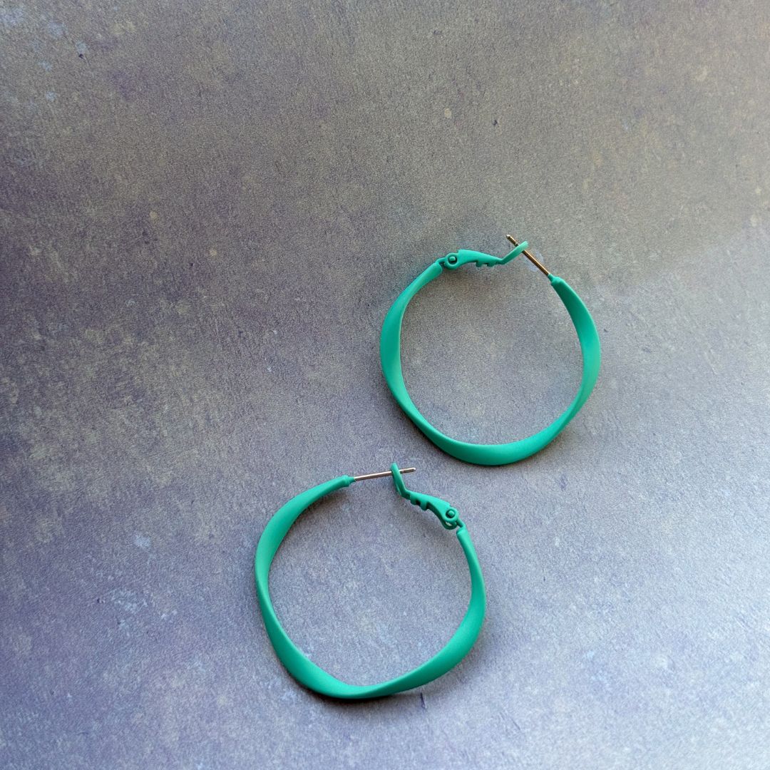 TWISTY HOOPS - VARIOUS COLOURS